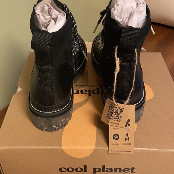 NEW! cool planet by Steve Madden Women's Buni Lace-Up Hiker Booties - Picture 6 of 13
